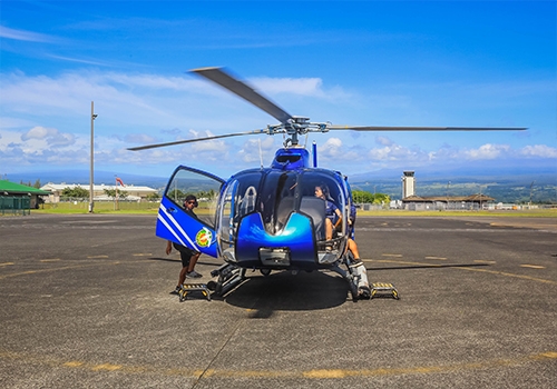 前往直昇機搭機處→ 可愛島直升機之旅1hr </br>   【建議自駕路線】：可洛亞鎮→號角噴潮口→哈納佩沛觀景點→威美亞峽谷州立公園 